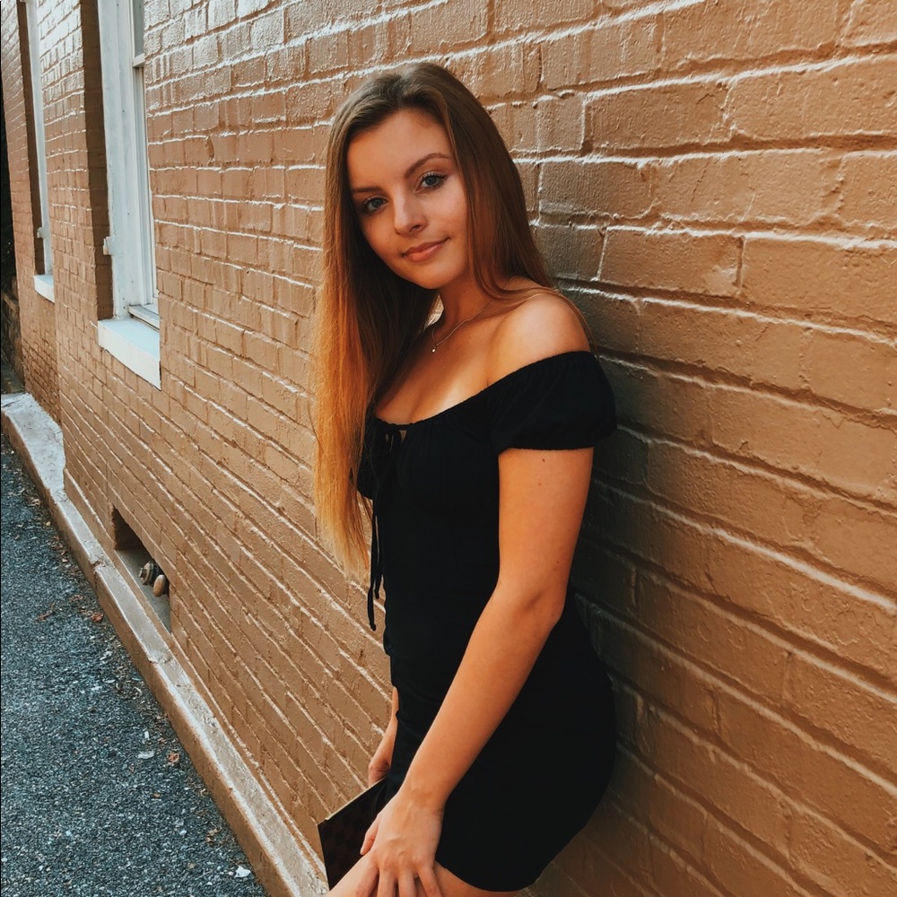 Meet your Posher, Kaitlyn